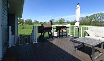 6478 MAIN St, Abrams, WI 54101