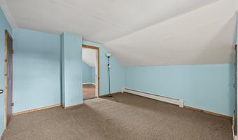 11 Richmond Ln, Adams, MA 01220