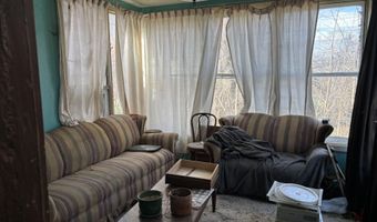 615 1st Ave, Ackley, IA 50601