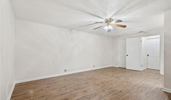 5080 Maryland Dr NW, Acworth, GA 30101