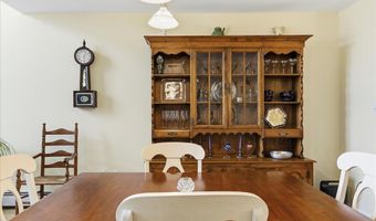 99 Dockside Ln, Belfast, ME 04915