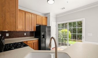 121 Finsbury Ln, Woodstock, GA 30188