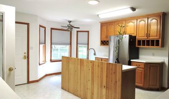 2 S SHORE Dr, Lincoln, DE 19960
