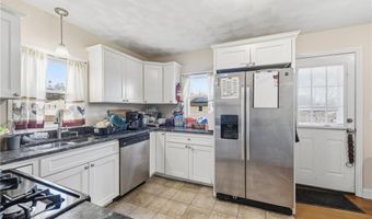 18 Francis St, Coventry, RI 02816