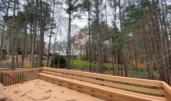 612 Braidwood Dr NW, Acworth, GA 30101