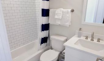 843 UPSHUR St NW 301, Washington, DC 20011