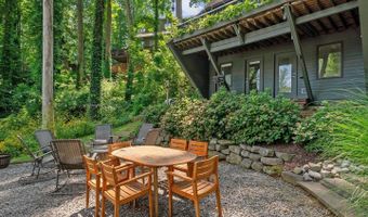 1755 Robinhood Rd, Annapolis, MD 21401