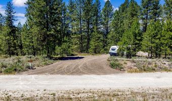 1497 Pine Ridge Dr, Cascade, ID 83611
