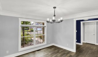 6686 Woodcrest Dr, Avon, IN 46123