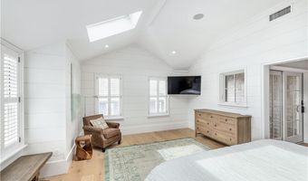 15 High St, Newport, RI 02840