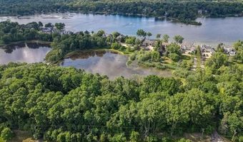6100 PONTIAC Trl, West Bloomfield, MI 48323