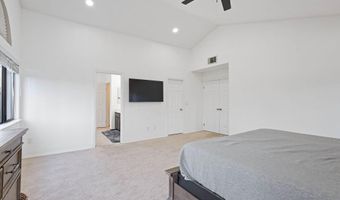 318 Redrock Dr, Antioch, CA 94509