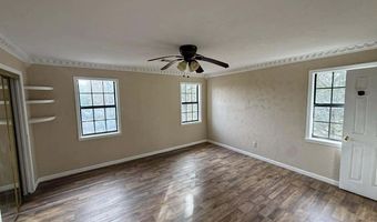 1838 Dees Rd, Batesville, MS 38606