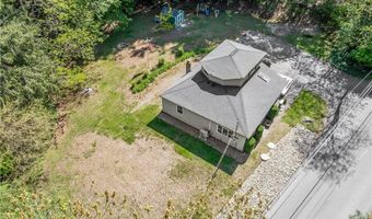 745 Eagle Peak Rd, Burrillville, RI 02859