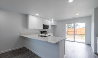 1105 Baltimore Ave SE, Bandon, OR 97411