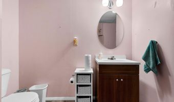 1424 W WEILAND Ln, Appleton, WI 54914