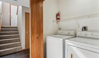 667 Andy Ct, North Liberty, IA 52317