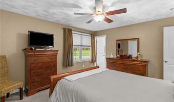 76 Lakehurst Dr, Coventry, RI 02816