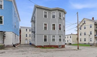 2 King St, Central Falls, RI 02863
