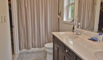 72 Chickadee Ln, Albrightsville, PA 18210