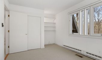 484 Cognewaugh Rd, Cos Cob, CT 06807