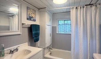 409 1st St, Atkins, AR 72823