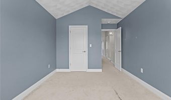15 Morningside Dr, North Kingstown, RI 02852