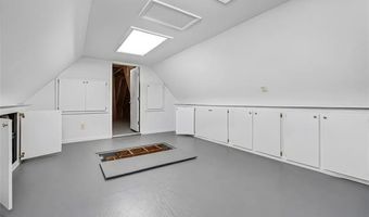 7236 Bluebill St, Algonac, MI 48001