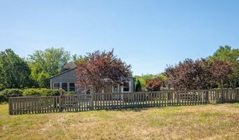 473 Klondike Rd, Charlestown, RI 02813