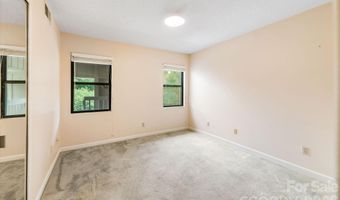 2604 Vineyard Blvd, Asheville, NC 28805