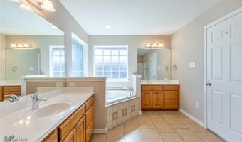 2109 Old Ironsides Rd, Abilene, TX 79601