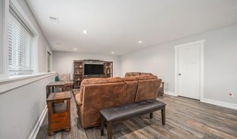 1749 Fairview Dr, Allegan, MI 49010