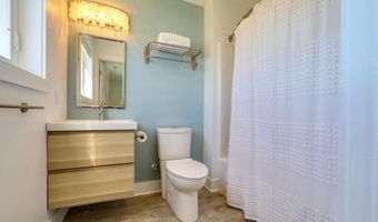 205 E SAVANNAH Rd, Lewes, DE 19958