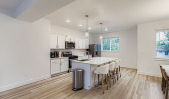 18919 SW HAZELWOOD Ln, Beaverton, OR 97078