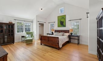 11 Linden St, Bath, ME 04530