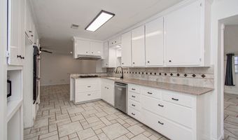 2708 Tallow St, Alvin, TX 77511