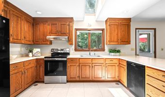 1 Old Milford Rd, Amherst, NH 03031