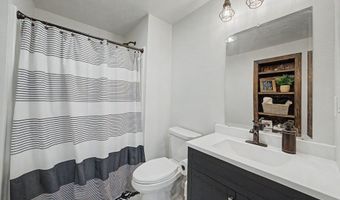 1636 25th Ave SW, Altoona, IA 50009