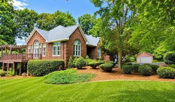 527 Nassau Trl, Asheboro, NC 27205