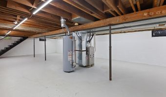 924 Oak St, Adrian, MI 49221