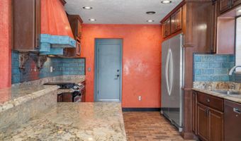 10613 EASY St NW, Albuquerque, NM 87114