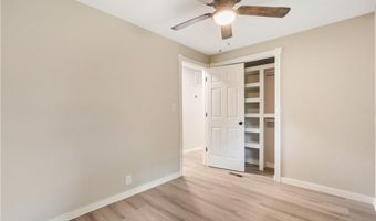 16 Amesbury Ln, Bella Vista, AR 72715