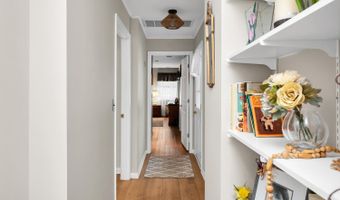 749 Park Ave, Belford, NJ 07718