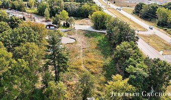 60 Ada Hills Dr, Ada, MI 49301