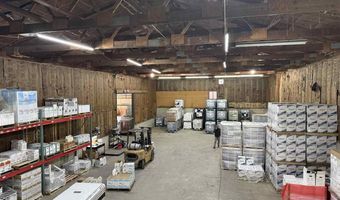301 Old Dubuque Rd B, Anamosa, IA 52205