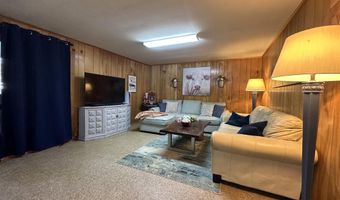 3910 FOREST GROVE Dr, Annandale, VA 22003