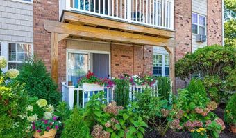 31 Bullocks Point Ave 2A, East Providence, RI 02915