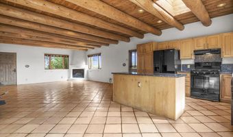 11 Mesa Sea Rd, Arroyo Hondo, NM 87513
