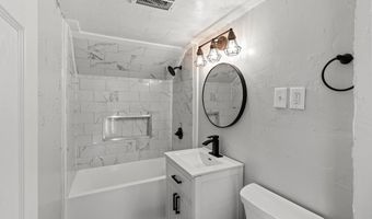 1119 N RICHMOND St, Appleton, WI 54911