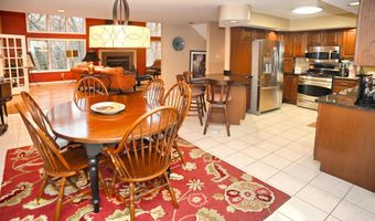 105 S Merrivale Ave, Beverly Shores, IN 46301